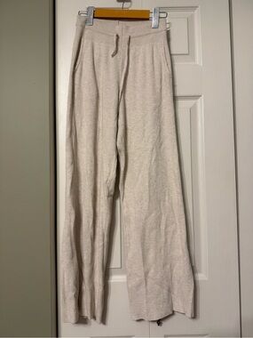 Women’s Knit Drawstring Pants in Light Beige